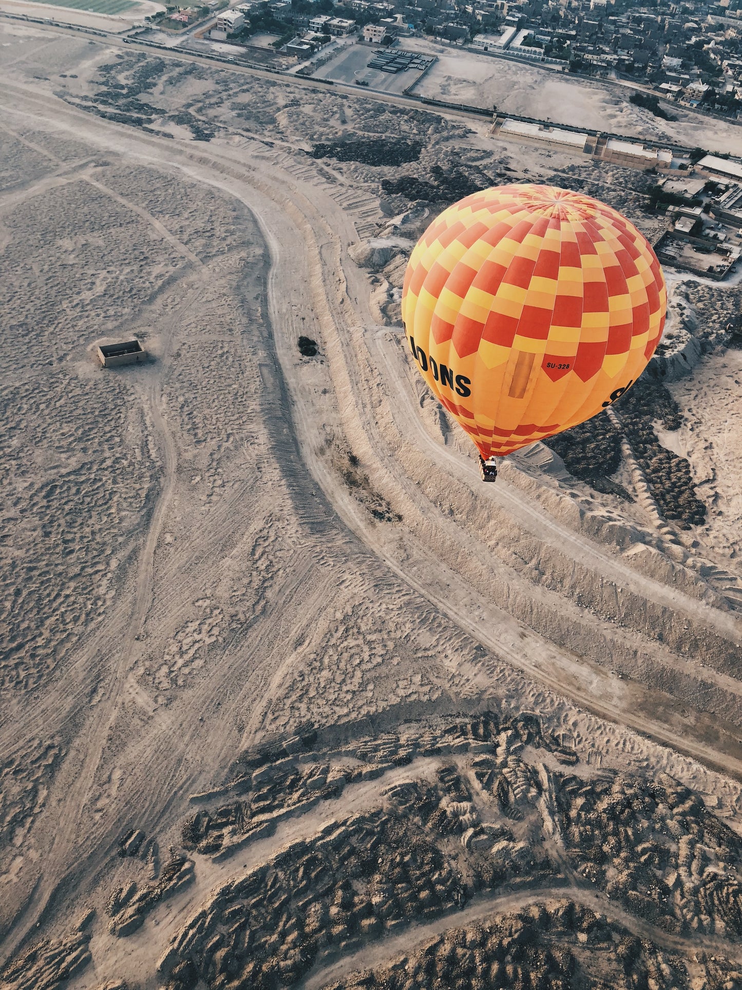 Sunrise Hot Air Balloon Ride in Luxor